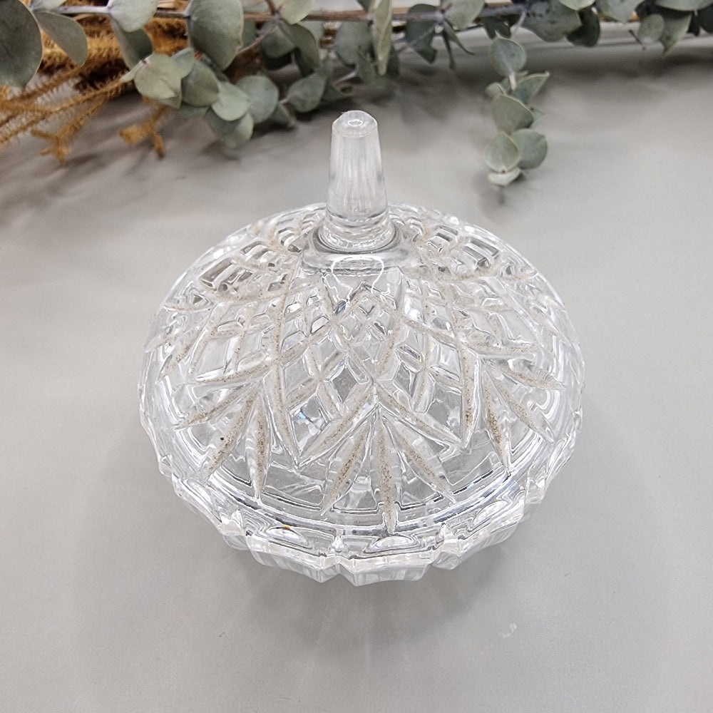 Vintage Cristal D'Arques footed trinket dish with lid and leaf pattern.