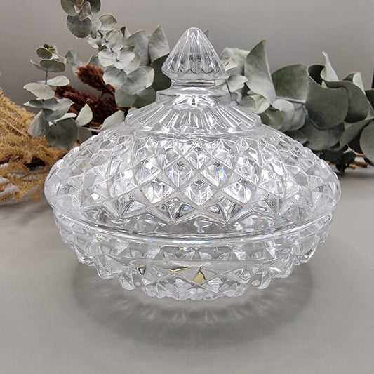 Vintage Cristal D'Arques diamond cut bonbon or trinket dish with faceted lid.