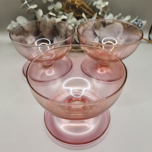 1950s coral pink glass dessert bowls - Set of 3