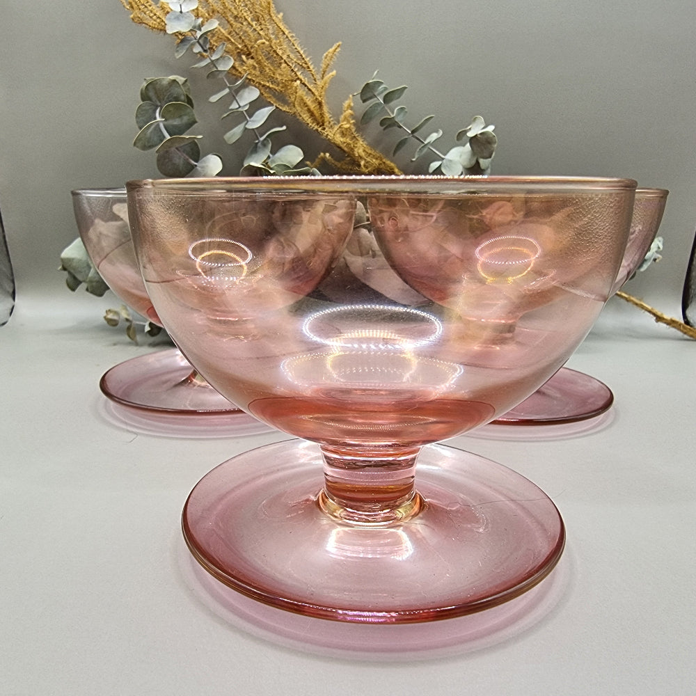 1950s coral pink glass dessert bowls - Set of 3