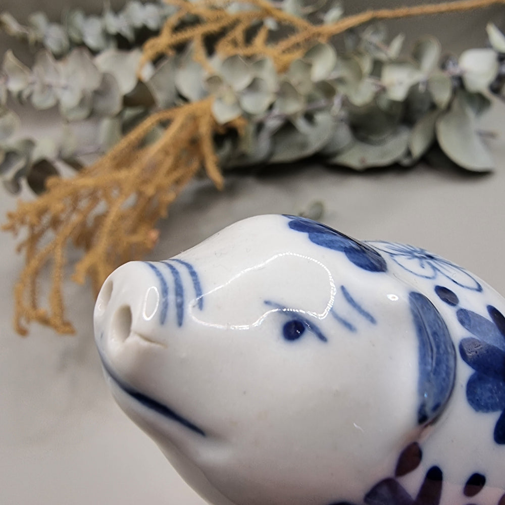 Vintage blue and white salt n pepper shakers
