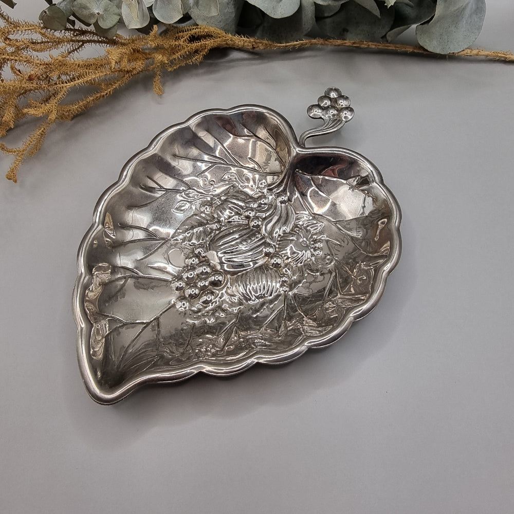 Hugo silver plated leaf/heart dish