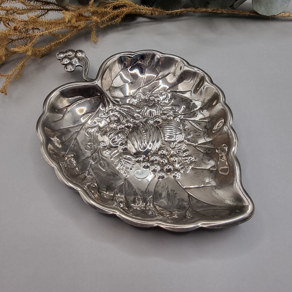 Hugo silver plated leaf/heart dish