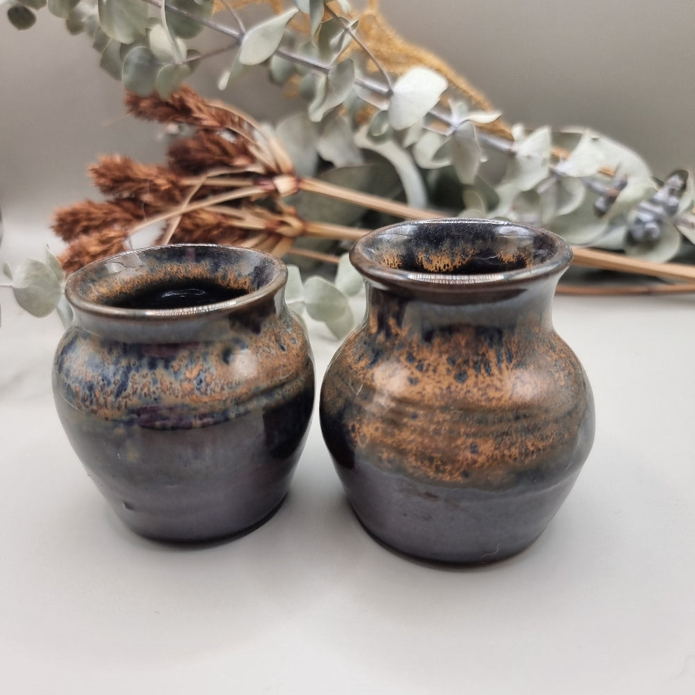 Sweet ceramic pot or vase duo