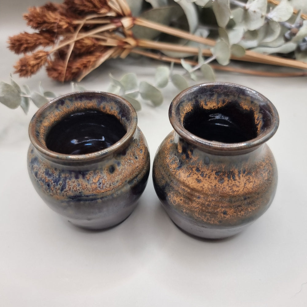 Sweet ceramic pot or vase duo