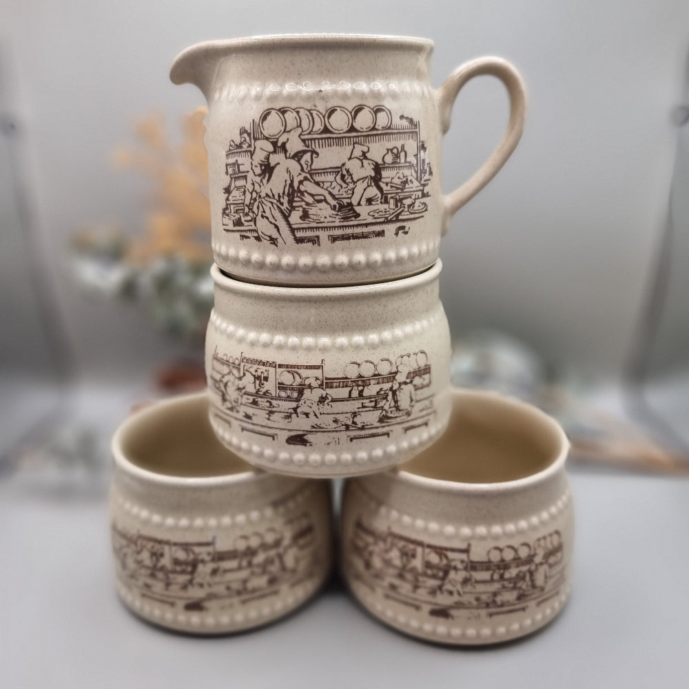 Lovely Crown Lynn Chefware set