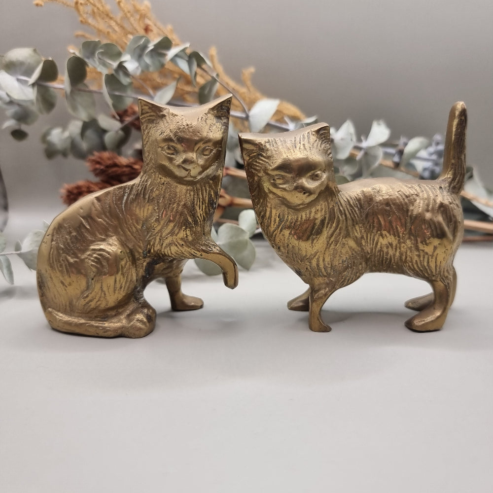Cutest brass cat duo