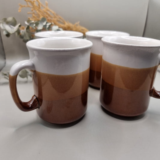 Set of 4 striped mugs