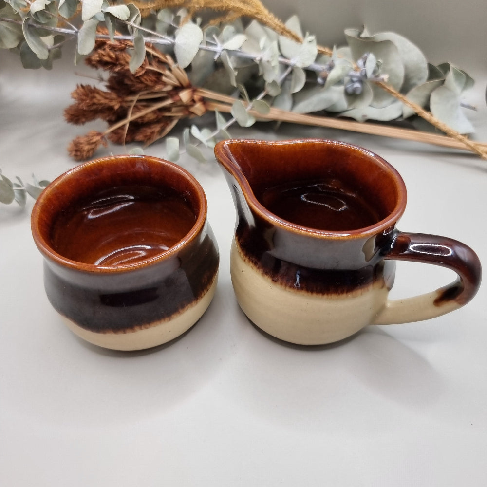 Vintage stoneware 2 tone creamer and sugar bowl set