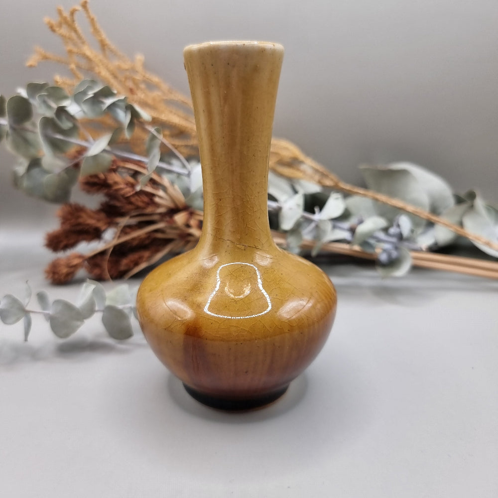 Honey glaze pottery flower vase
