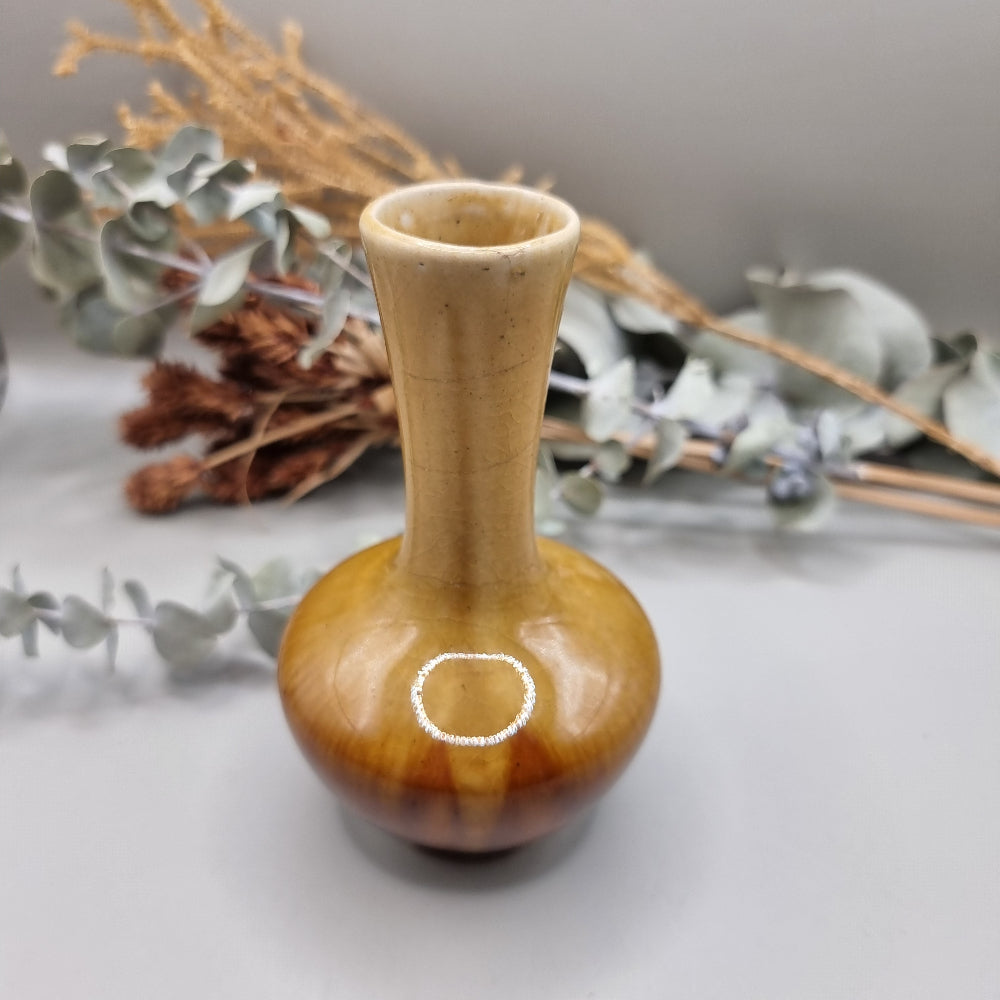 Honey glaze pottery flower vase