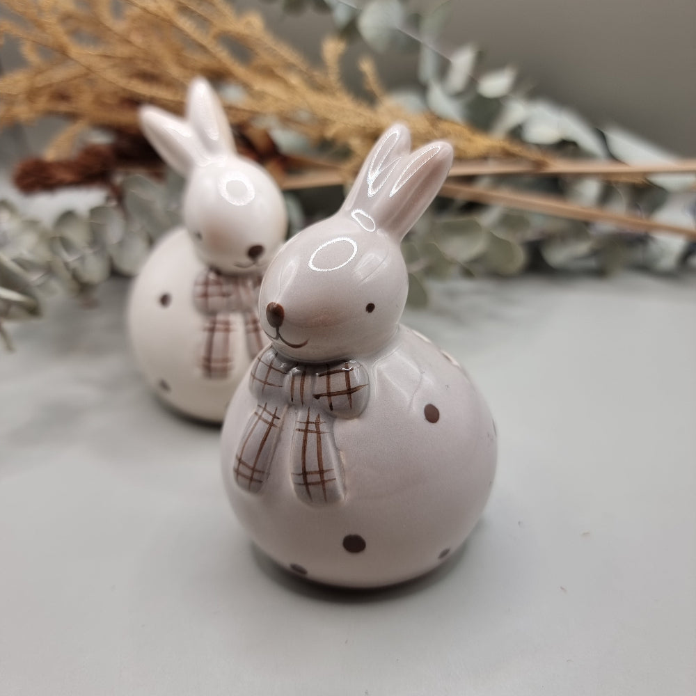 Rabbits wearing scarves salt and pepper shakers