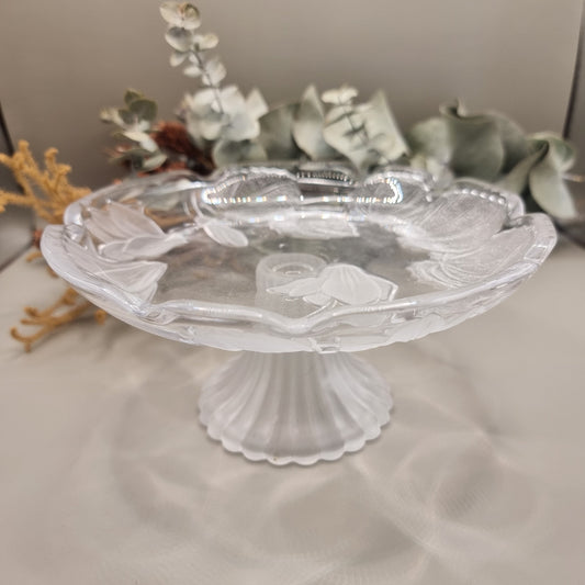 Saga Japan 7" clear & frosted glass server with floral pattern and scalloped edge.
