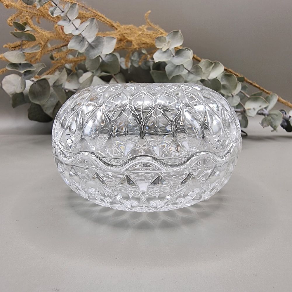 9cm round vintage pressed glass trinket dish with matching lid.