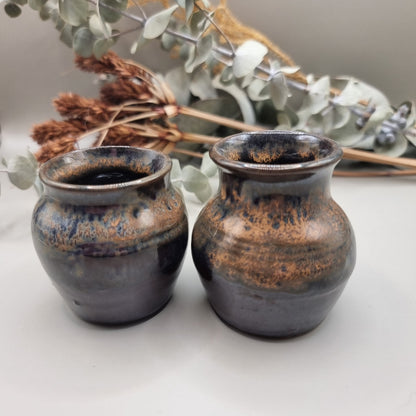 Sweet ceramic pot or vase duo