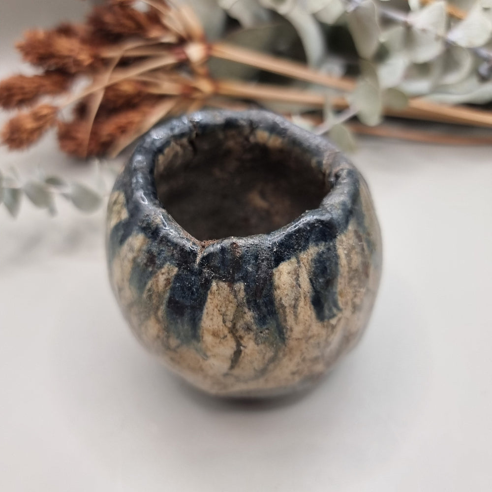 Cute wee rustic ceramic pot