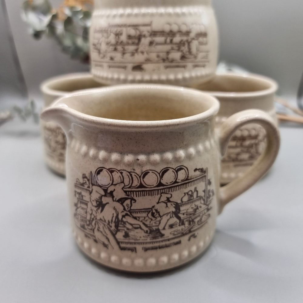 Lovely Crown Lynn Chefware set