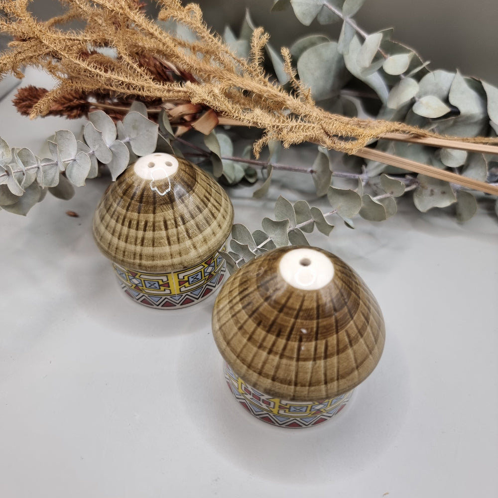 Tiki hut salt and pepper shakers