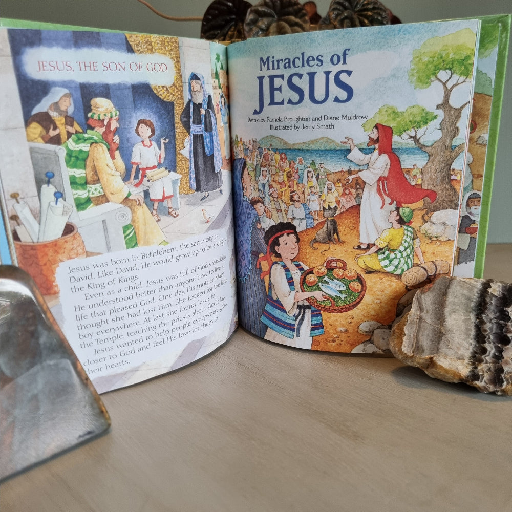 Vintage Little Golden Book Bible Favorites children’s book with green cover and classic illustrations