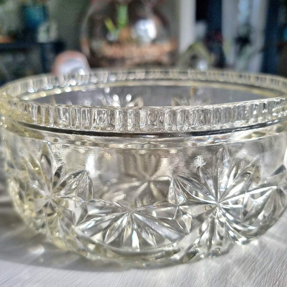 Large heavy vintage cut crystal bowl with pinwheel and starburst pattern