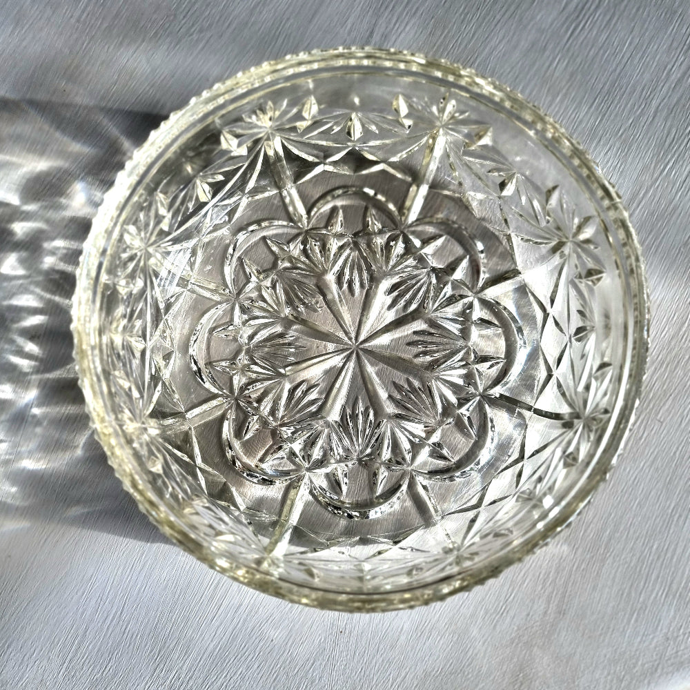 Large heavy vintage cut crystal bowl with pinwheel and starburst pattern