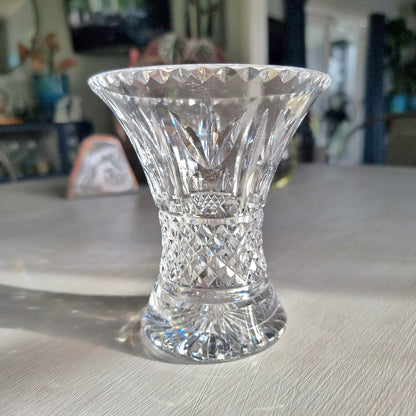 Rare Harbridge English crystal vase with hourglass shape, diamond crosshatch pattern and V-cut hobnail rim