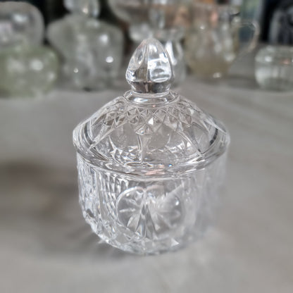 Vintage Cristal d'Arques French cut crystal lidded trinket pot with diamond band, arched cuts and faceted knob lid