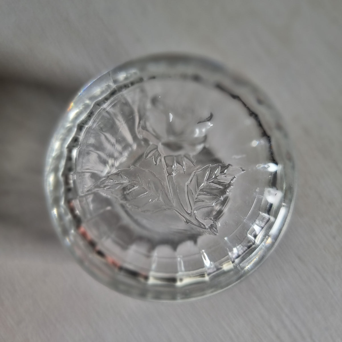 Vintage Luigi Bormioli clear glass rose trinket box made in Italy, with a raised rose lid and ribbed base