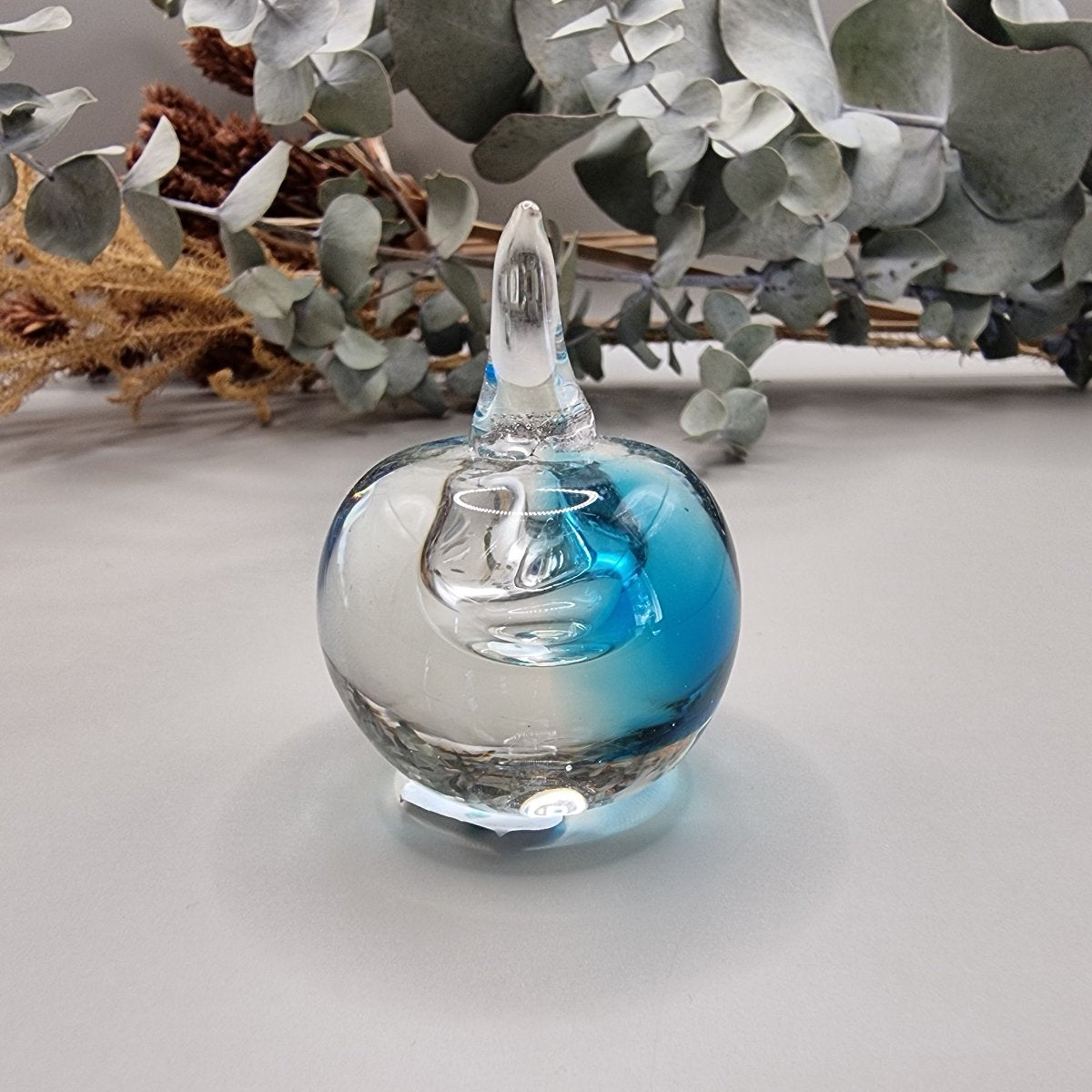 Hanne Dreutler style art glass apple