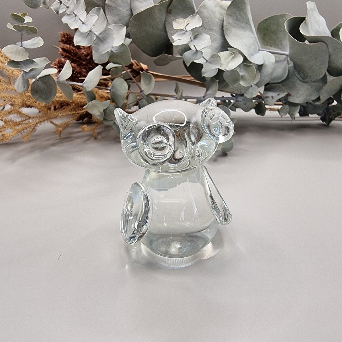 Vintage art glass Owl figurine